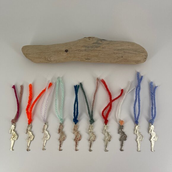 PREGNANCY MILAGRO . CHARM EX VOTO OFFERING . PREGNANT LADY WITH BABY BELLY . - Picture 4 of 16